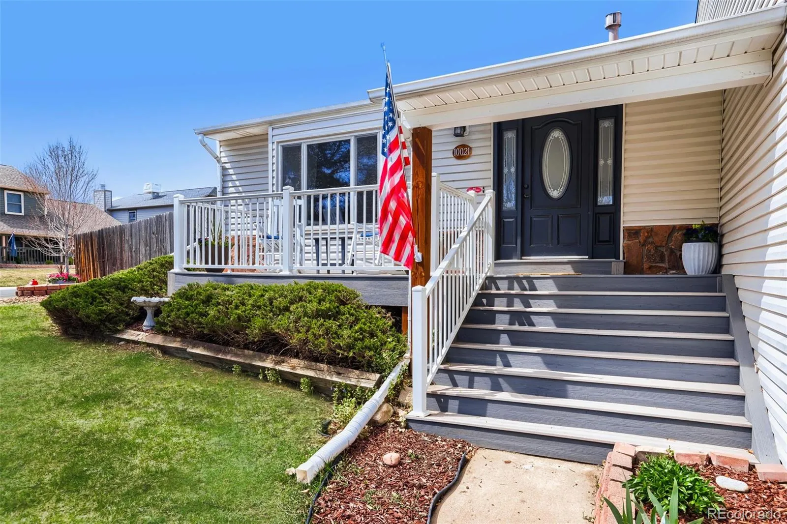 04152026211300 1600 3