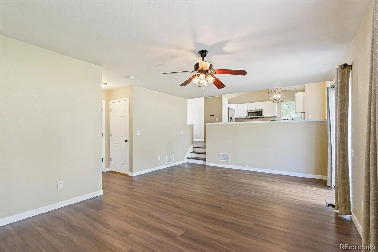 7845 Mule Deer Place Littleton CO 80125 | MLS #REC8201347 06172026001032 1600 11