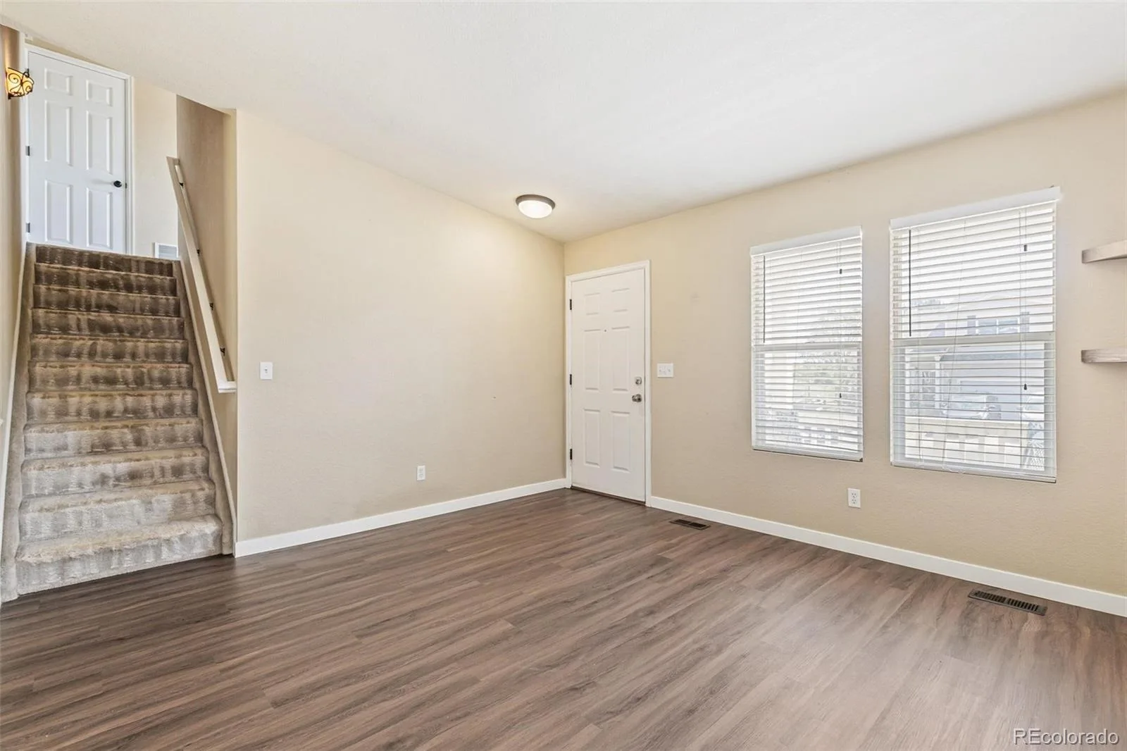 7845 Mule Deer Place Littleton CO 80125 | MLS #REC8201347 06172026001032 1600 21