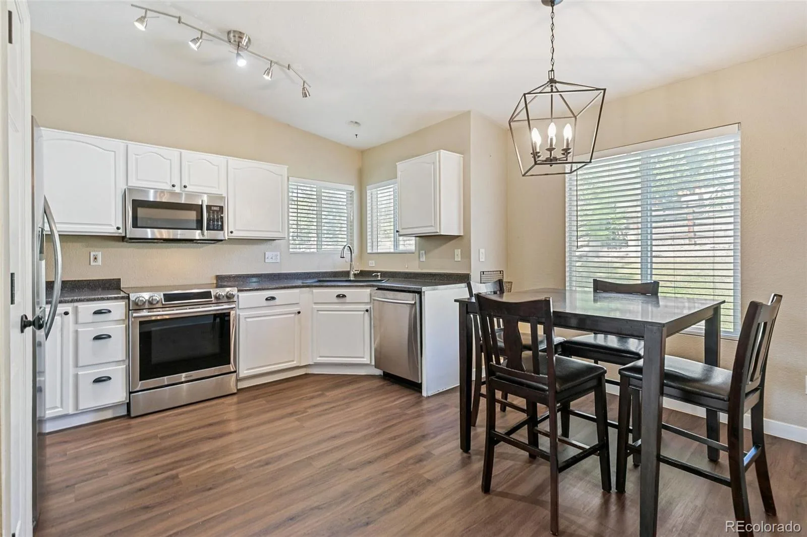 7845 Mule Deer Place Littleton CO 80125 | MLS #REC8201347 06172026001032 1600 5