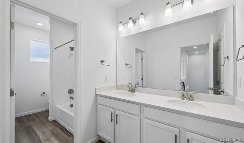 6583 N Malta Street Aurora CO 80019 | MLS #REC8203746 09222026085540 800 17