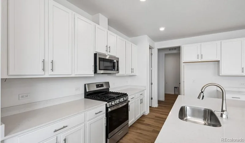 6583 N Malta Street Aurora CO 80019 | MLS #REC8203746 09222026085540 800 6