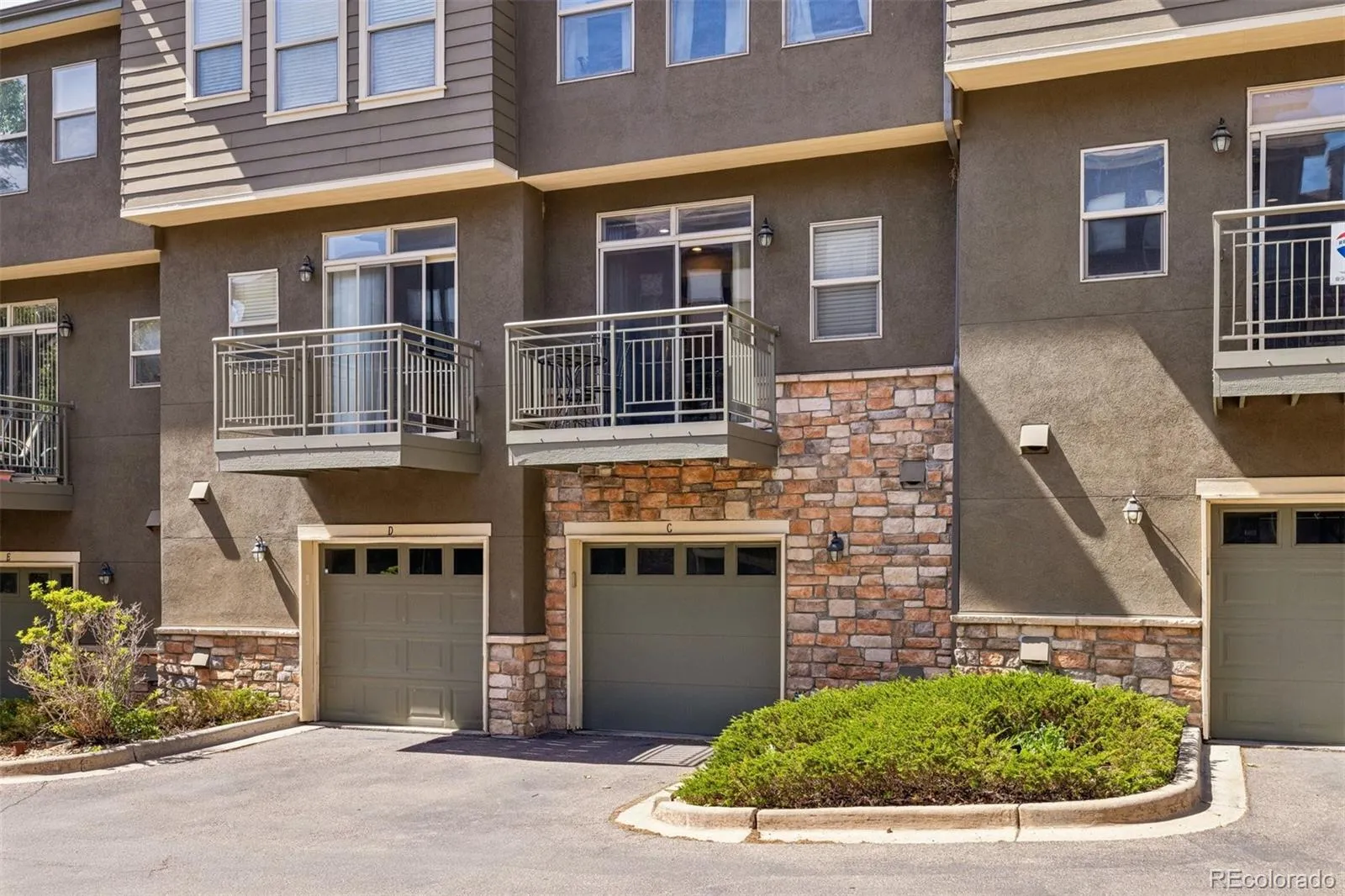 18767 E Yale Circle #C Aurora CO 80013 MLS #REC8205507 04302026165212 1600 20