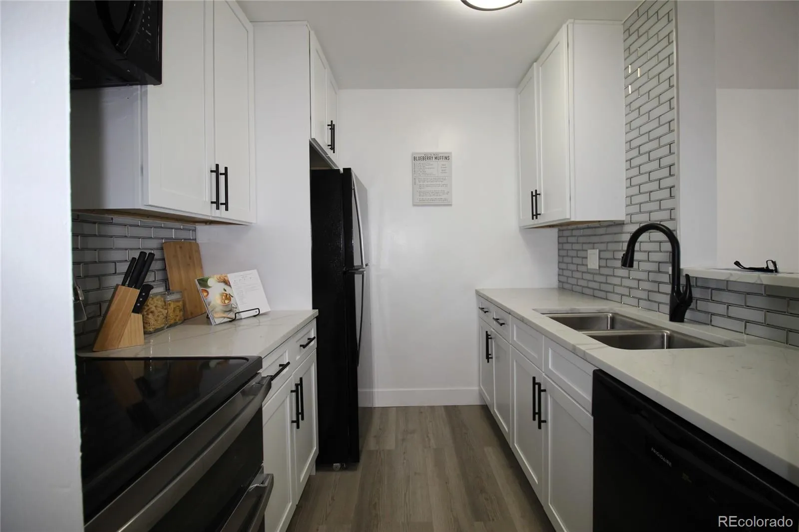 2281 S Vaughn Way #209A #1 Aurora CO 80014 MLS #REC8206086 04162026224620 1600 9
