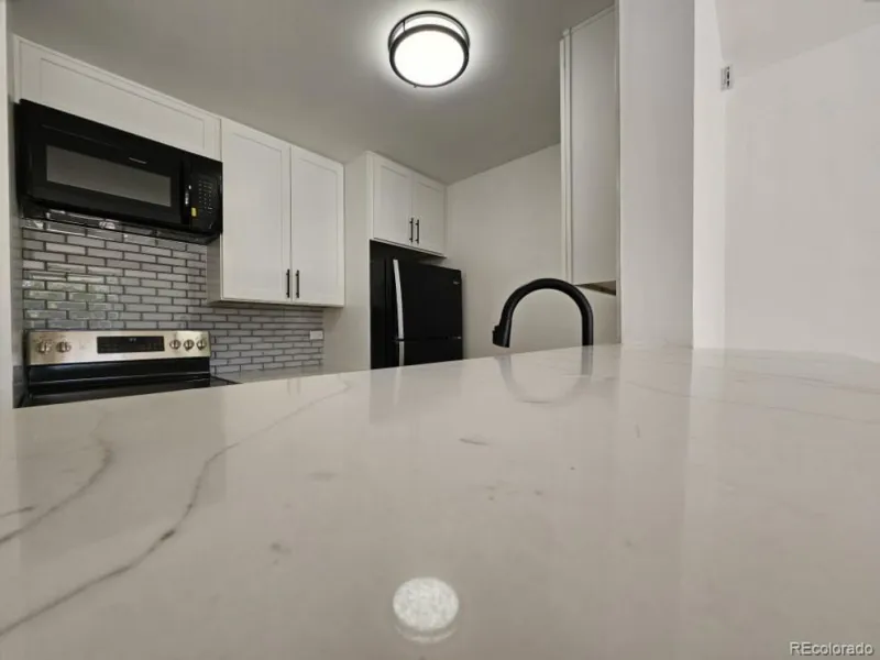 2281 S Vaughn Way #209A #1 Aurora CO 80014 MLS #REC8206086 04162026224620 800 4