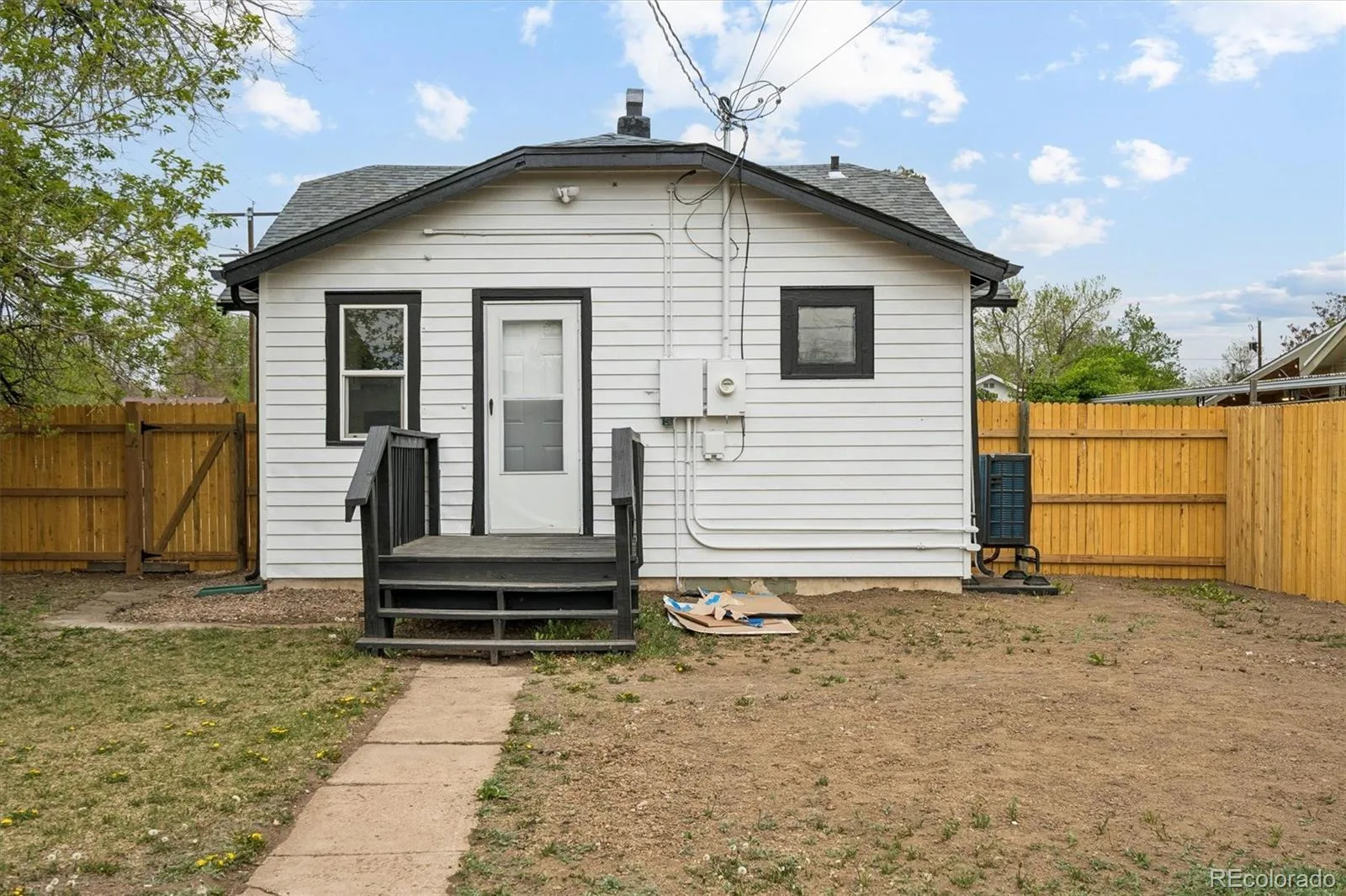 176 S King Street Denver CO 80219 | MLS #REC8208037 07312026190801 1600 20
