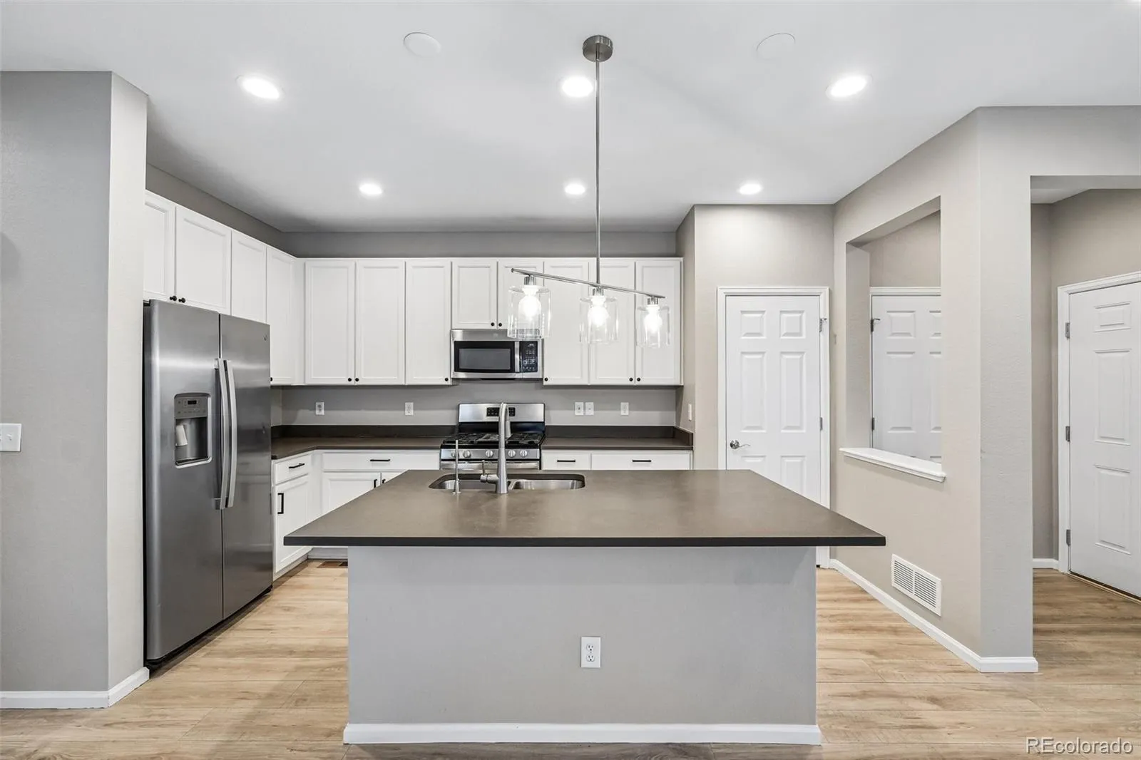 6568 N Ceylon Street Denver CO 80249 MLS #REC8210537 05222026000513 1600 16