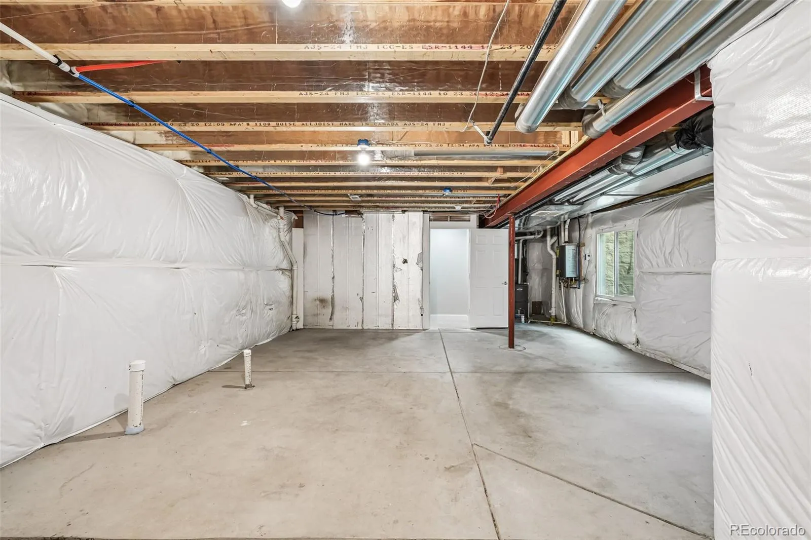 6568 N Ceylon Street Denver CO 80249 MLS #REC8210537 05222026000513 1600 40