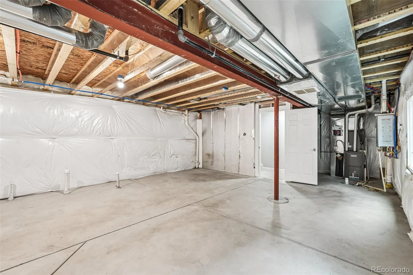 6568 N Ceylon Street Denver CO 80249 MLS #REC8210537 05222026000513 1600 41