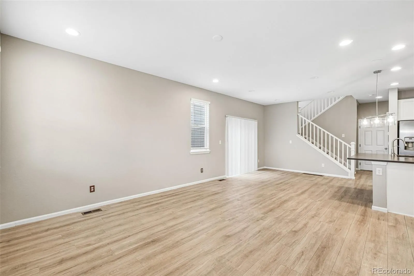 6568 N Ceylon Street Denver CO 80249 MLS #REC8210537 05222026000513 1600 9
