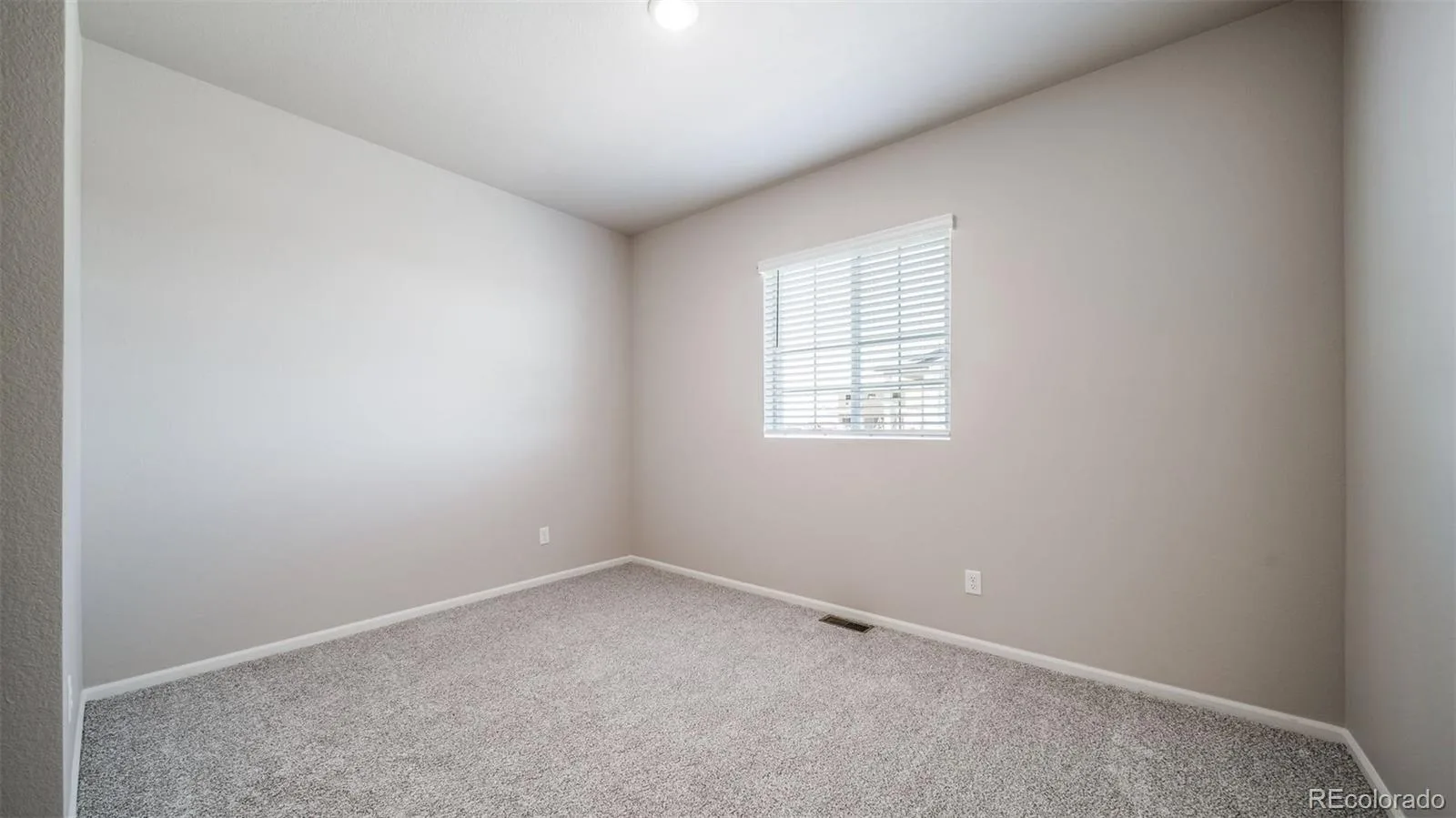 21792 E 46th Place Aurora CO 80019 MLS #REC8211313 06082026205433 1600 17