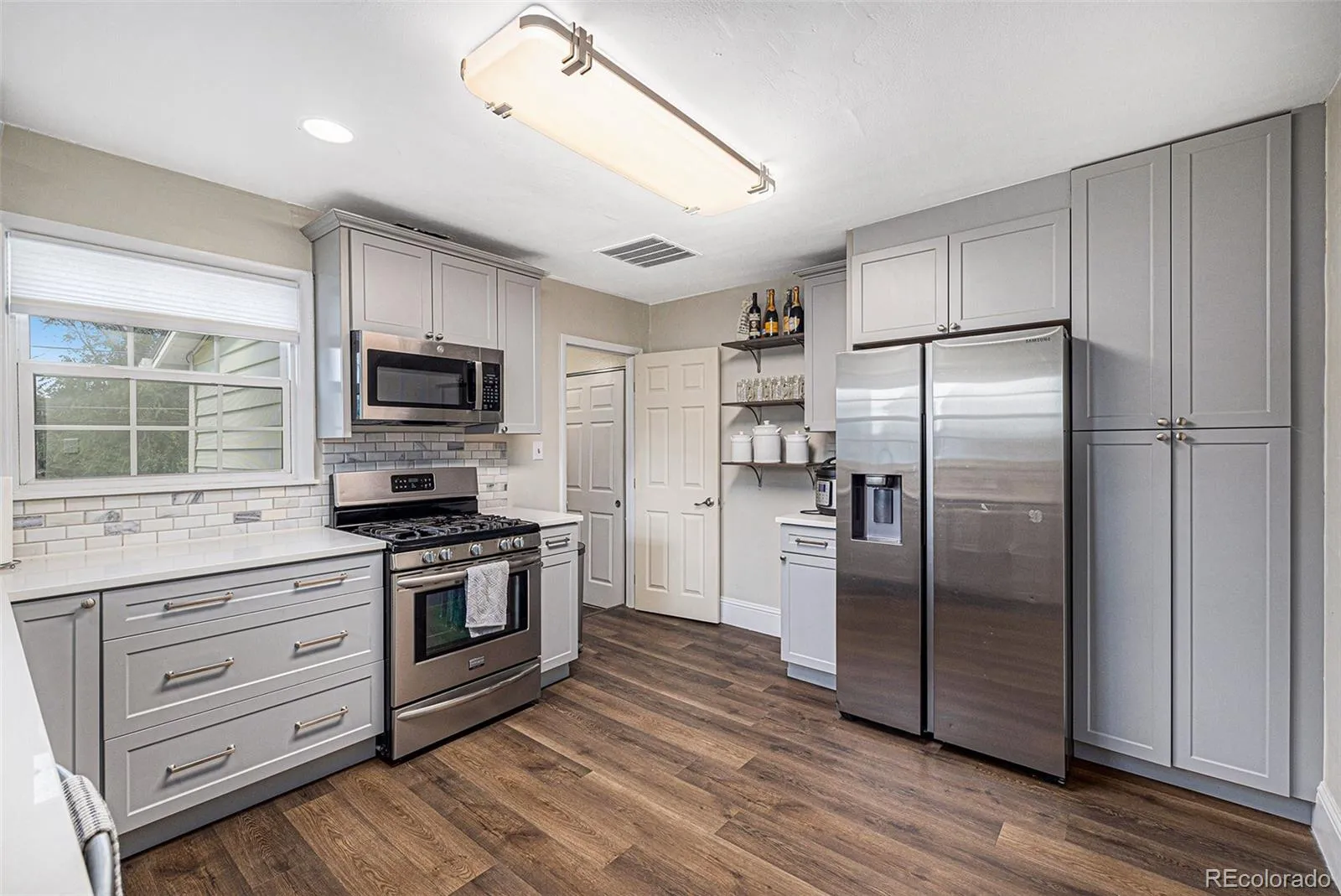 04172026214557 1600 19