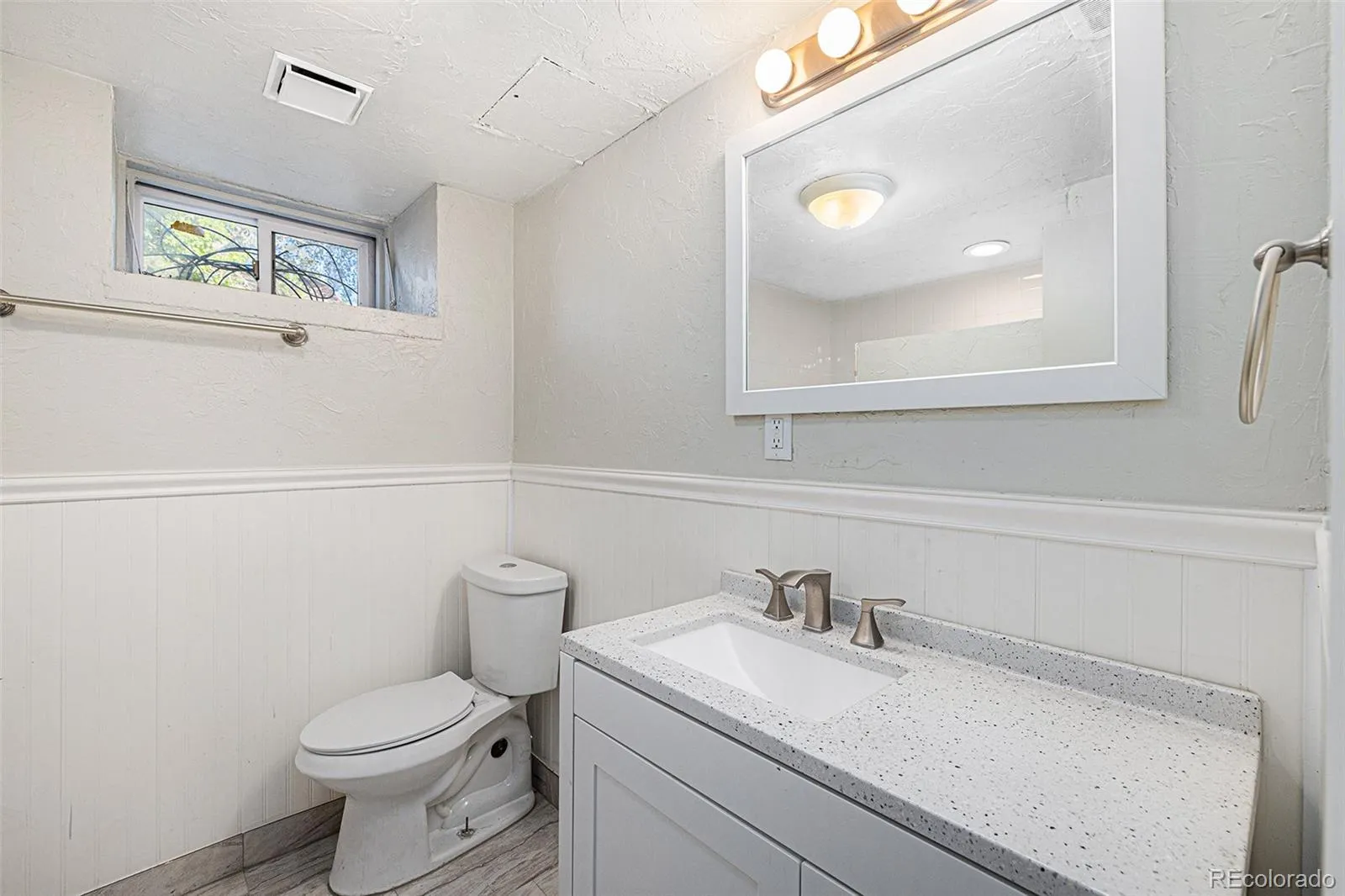 04172026214557 1600 27