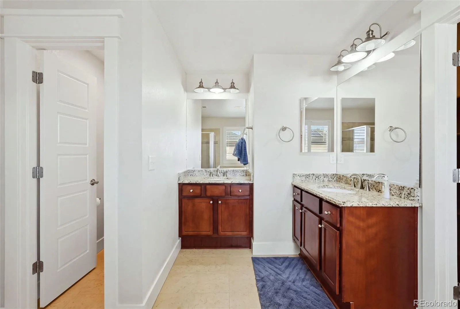5417 S Elk Way Aurora CO 80016 | MLS #REC8217172 09222026085406 1600 18
