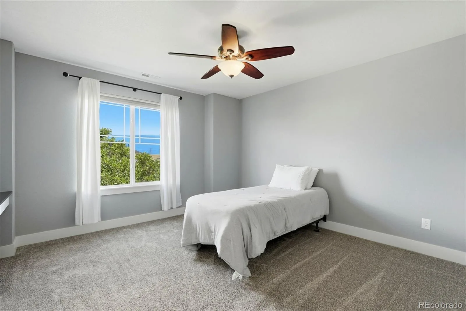 5417 S Elk Way Aurora CO 80016 | MLS #REC8217172 09222026085406 1600 20