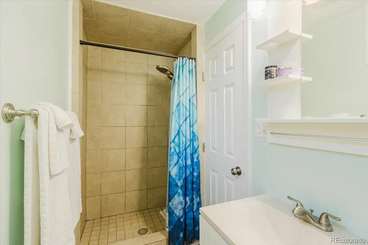 04112026010806 1200 17