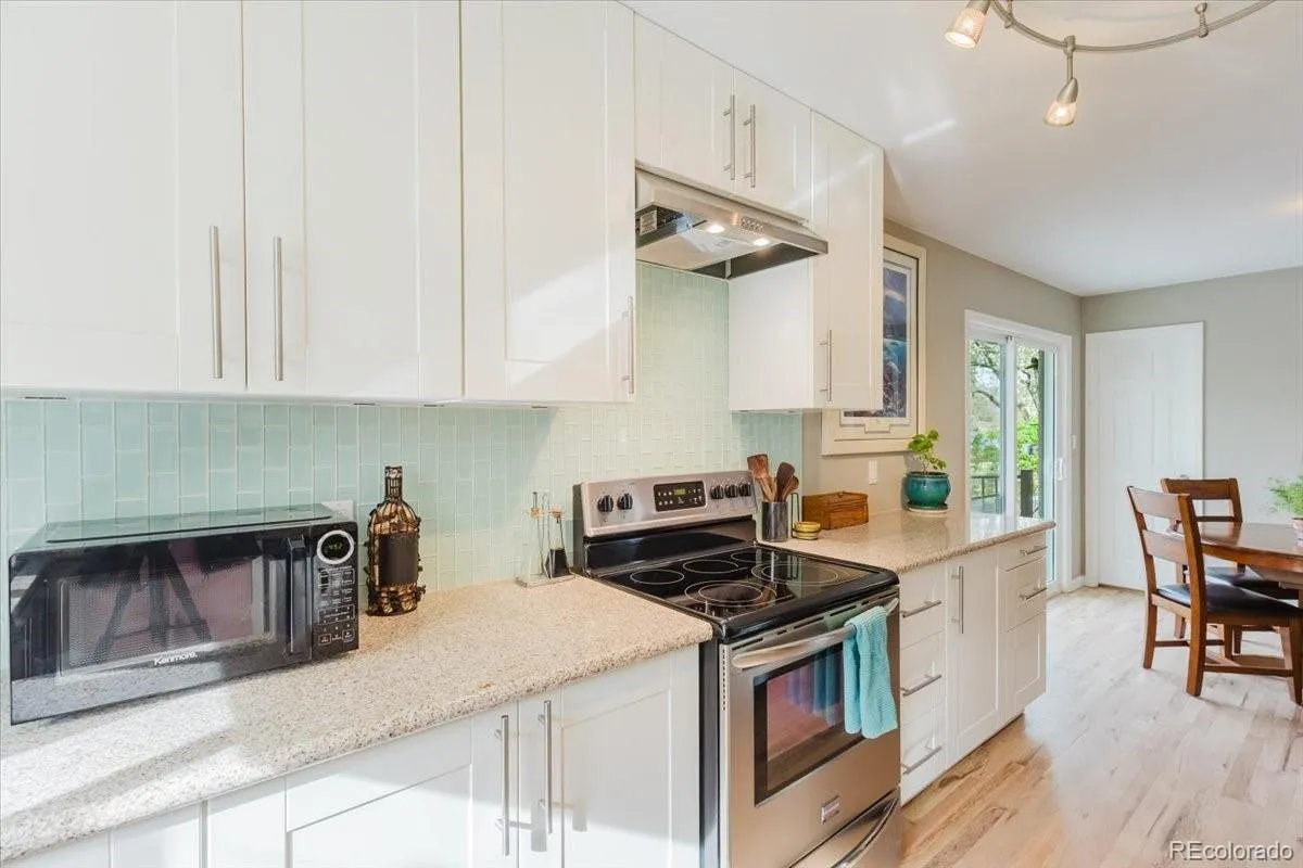 04112026010806 1200 5