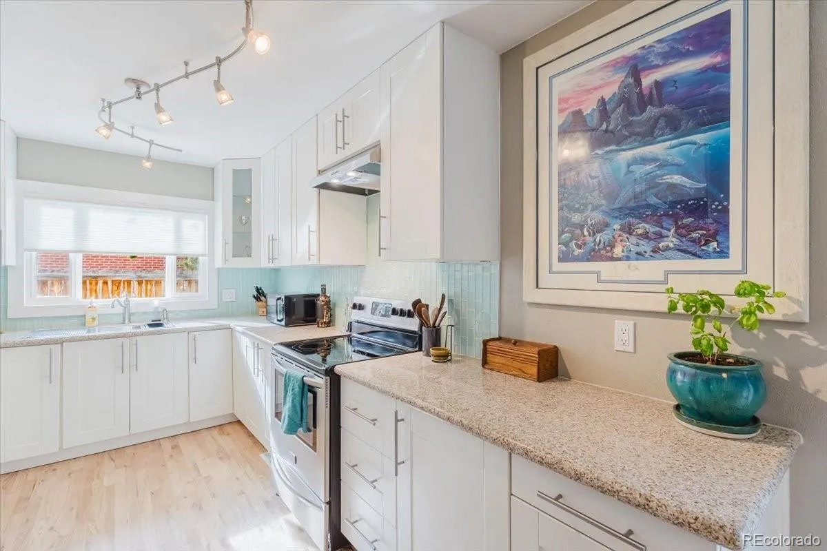 04112026010806 1200 6