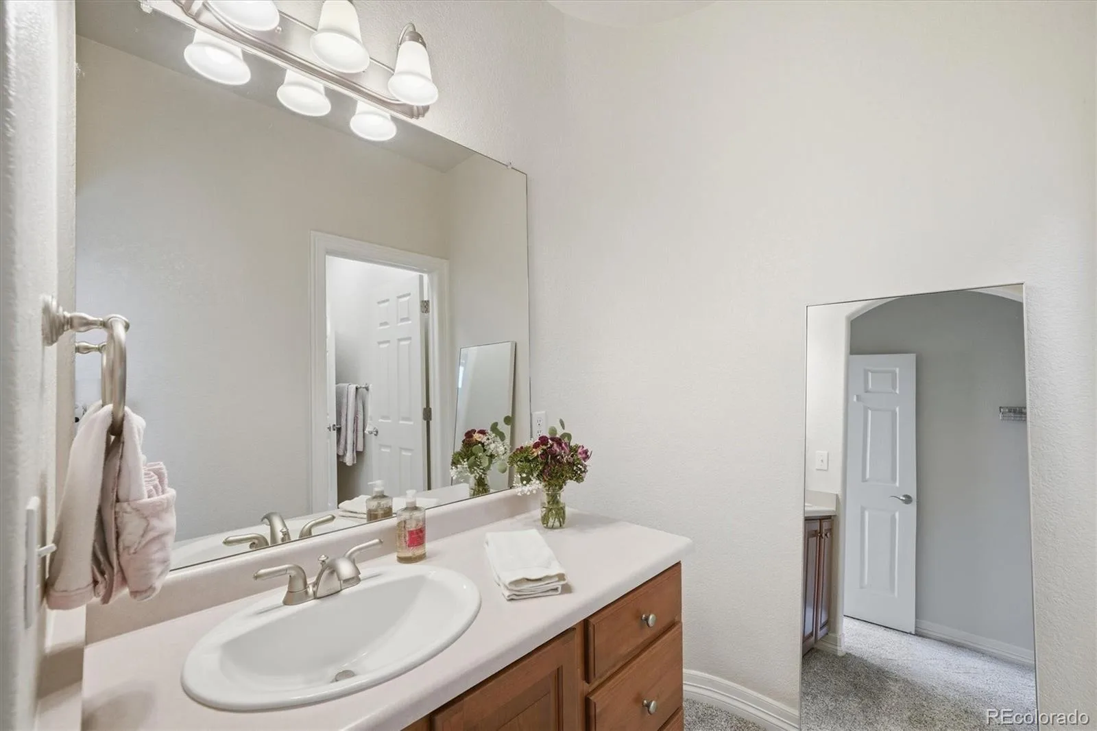 20274 E Euclid Place Aurora CO 80016 MLS #REC8218224 06252026000855 1600 33