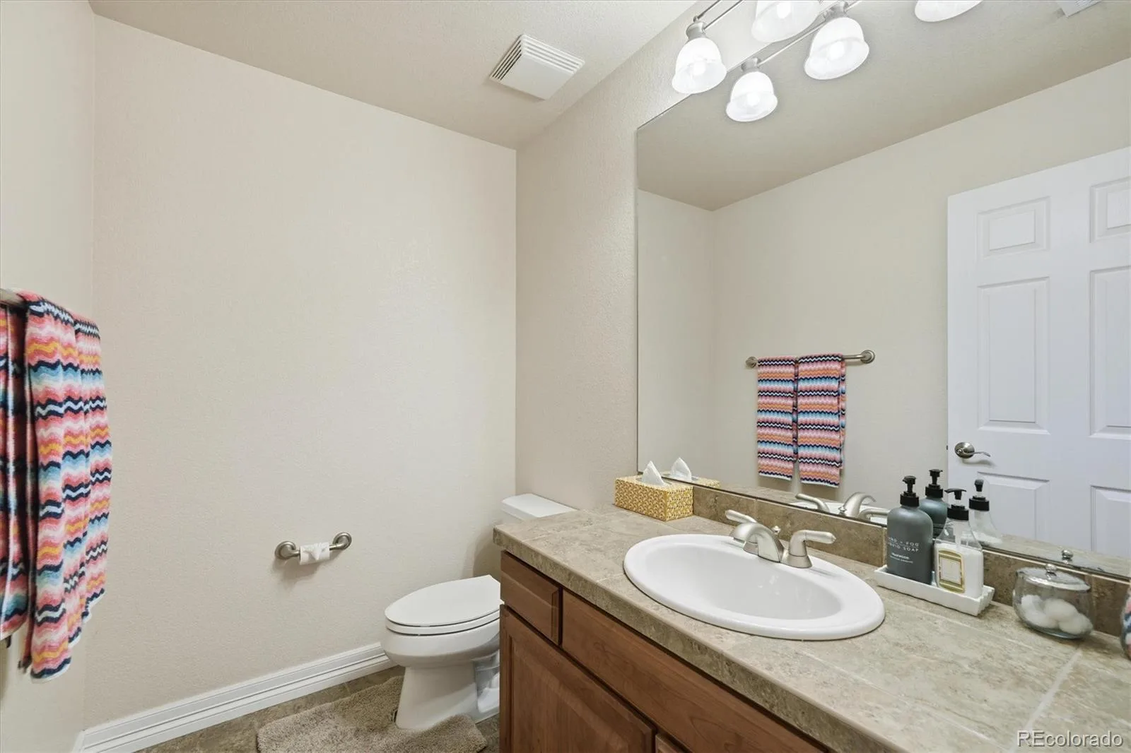 20274 E Euclid Place Aurora CO 80016 MLS #REC8218224 06252026000855 1600 40