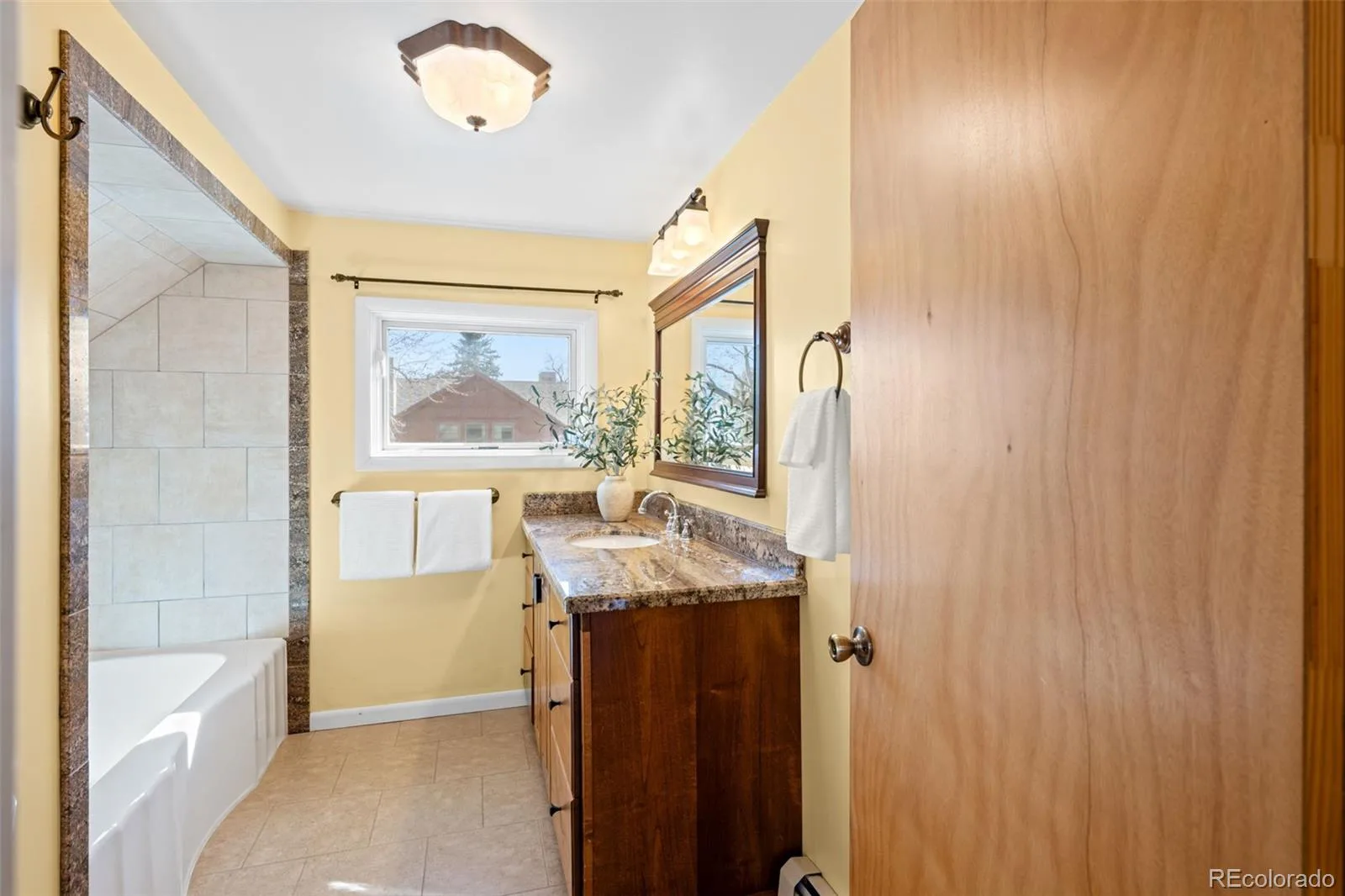 8075 W 32nd Avenue Wheat Ridge CO 80033 | MLS #REC8222211 08202026022809 1600 14
