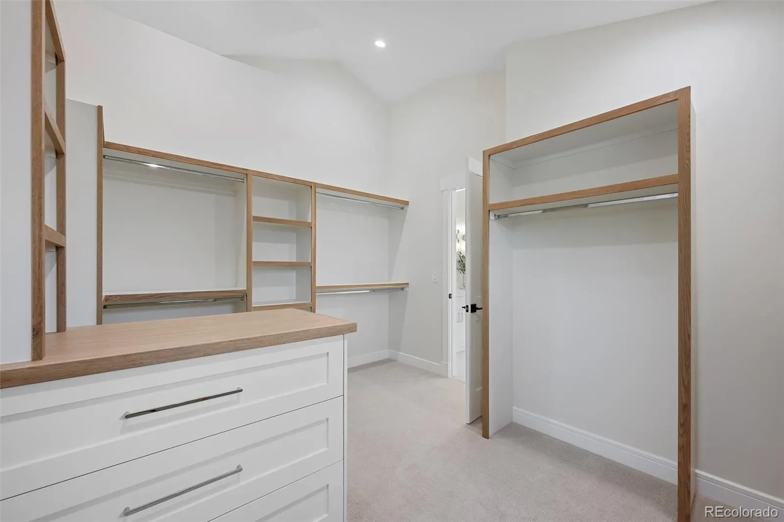 03192026205345 1600 24