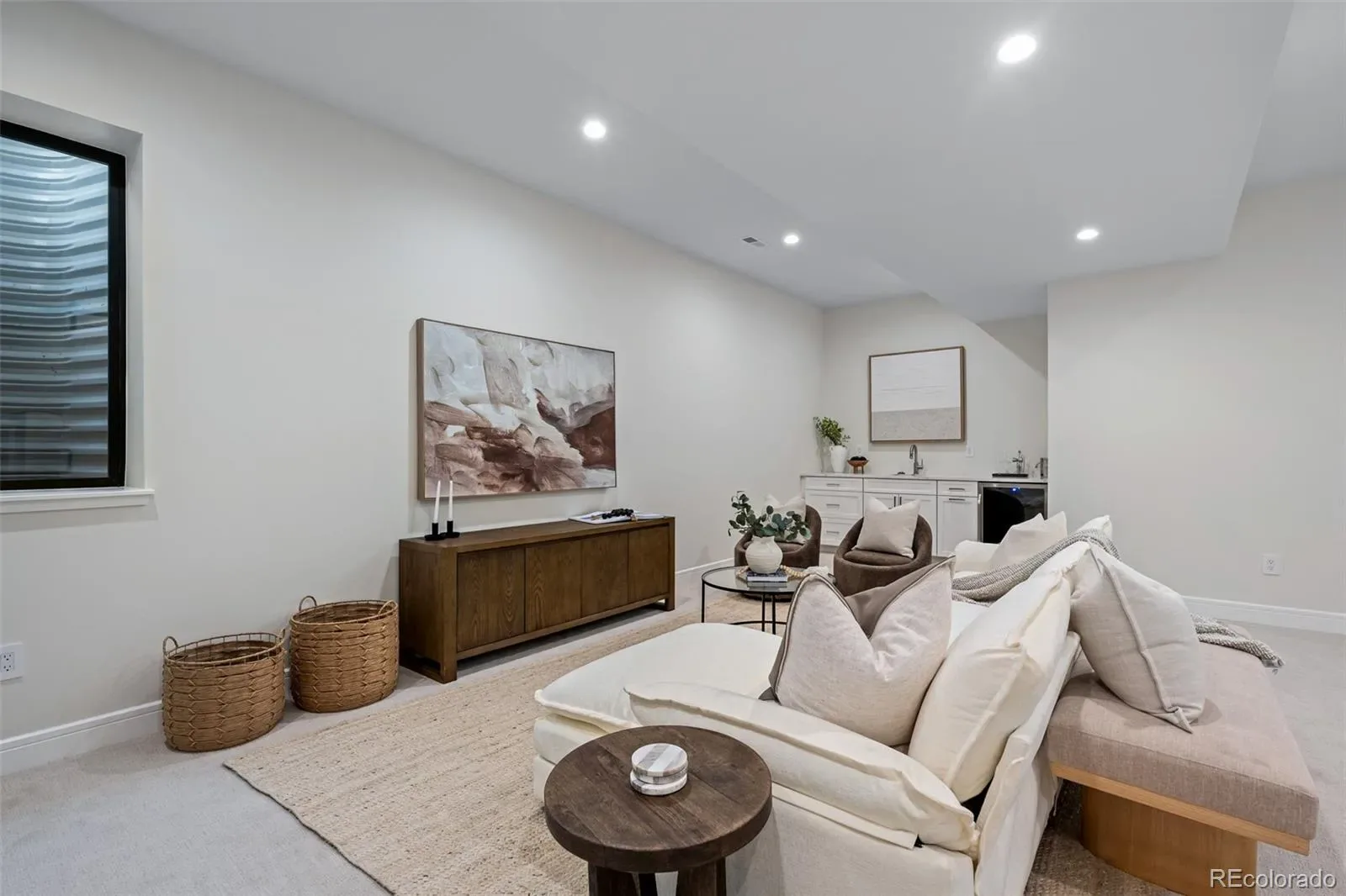 03192026205345 1600 33