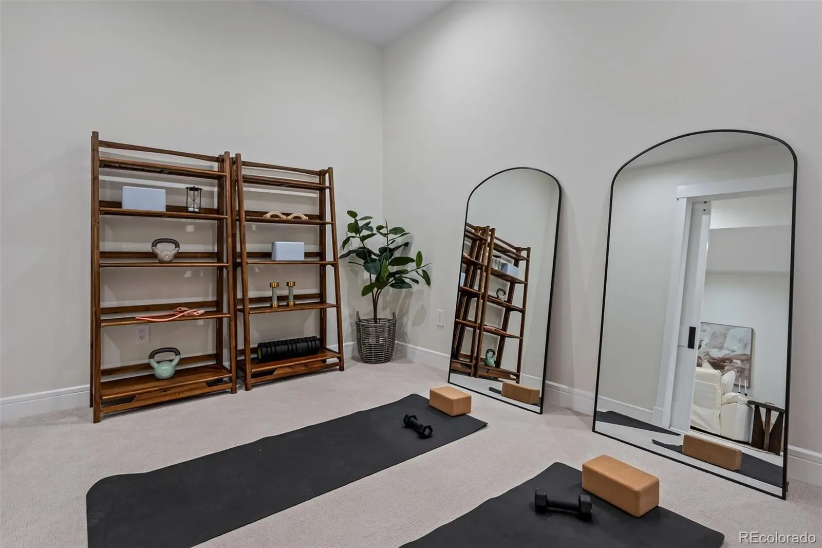 03192026205345 1600 35