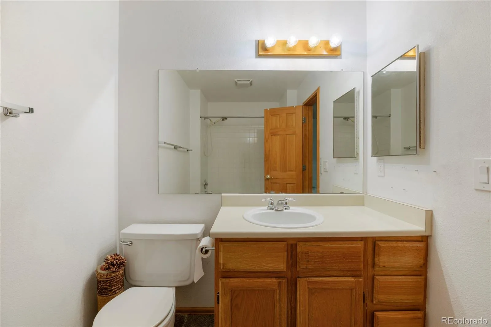 3409 S Ammons Street #21-5 Denver CO 80227 | MLS #REC8223328 08182026231453 1600 23