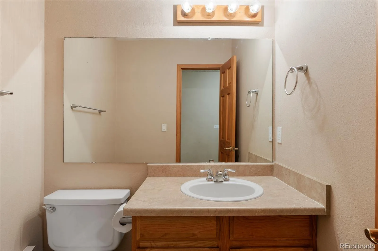 3409 S Ammons Street #21-5 Denver CO 80227 | MLS #REC8223328 08182026231453 1600 25