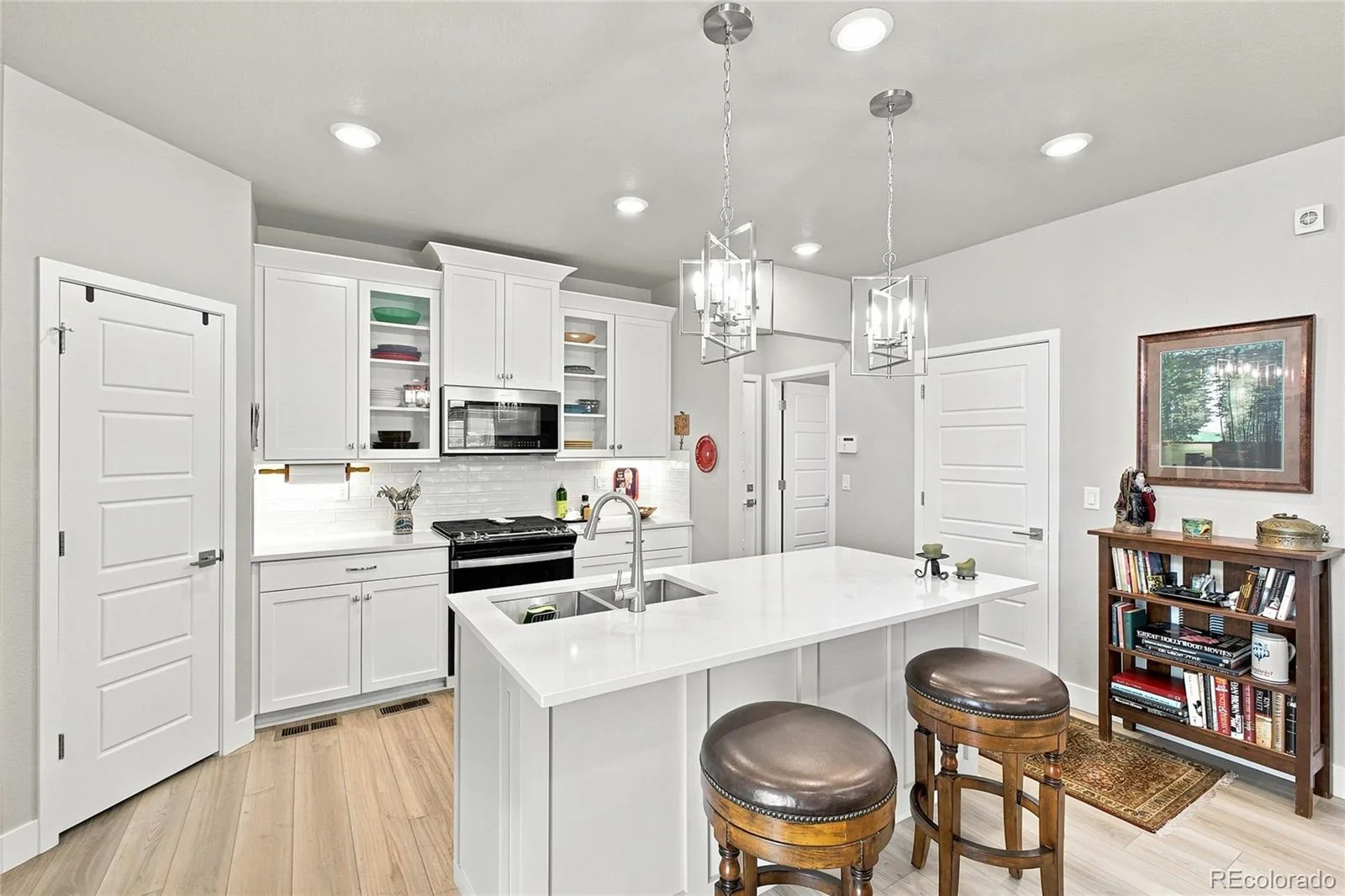 9777 Banner Peak Street Littleton CO 80125 | MLS #REC8225692 07312026201804 1600 10