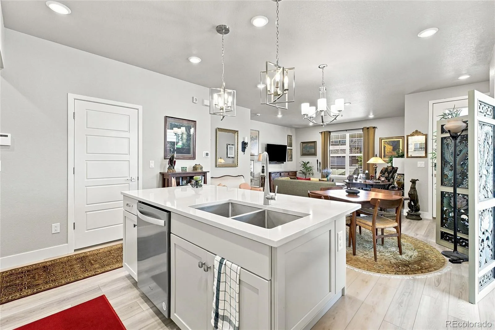 9777 Banner Peak Street Littleton CO 80125 | MLS #REC8225692 07312026201804 1600 11