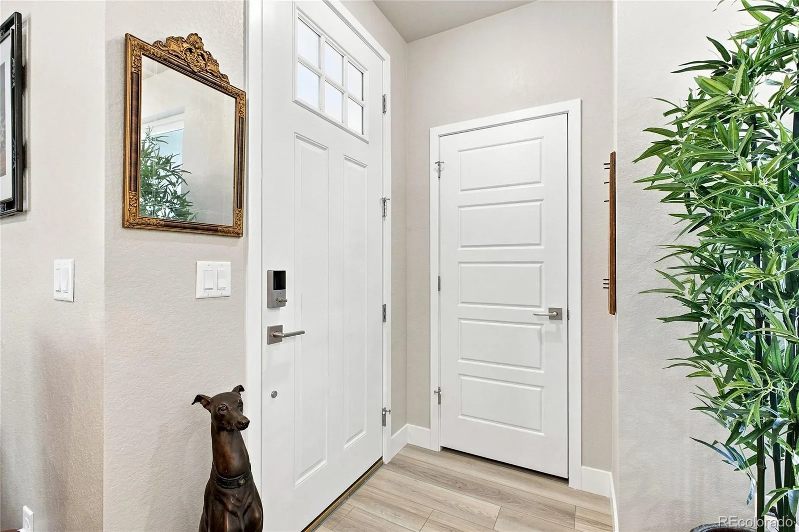 9777 Banner Peak Street Littleton CO 80125 | MLS #REC8225692 07312026201804 1600 4