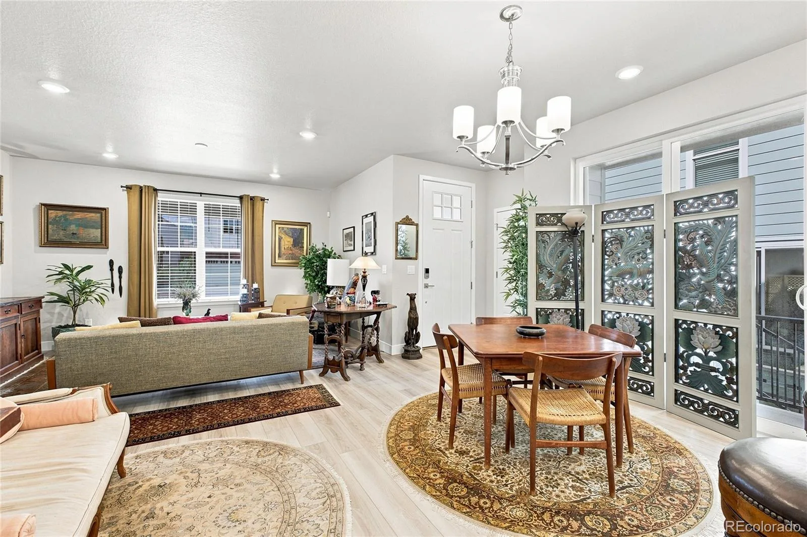 9777 Banner Peak Street Littleton CO 80125 | MLS #REC8225692 07312026201804 1600 6