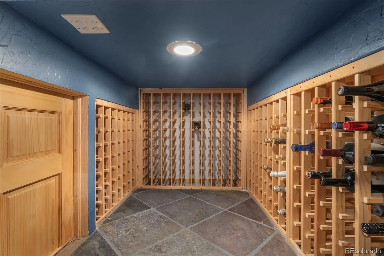 6731 S Clayton Way Centennial CO 80122 MLS #REC8225992 06012026231523 1600 32