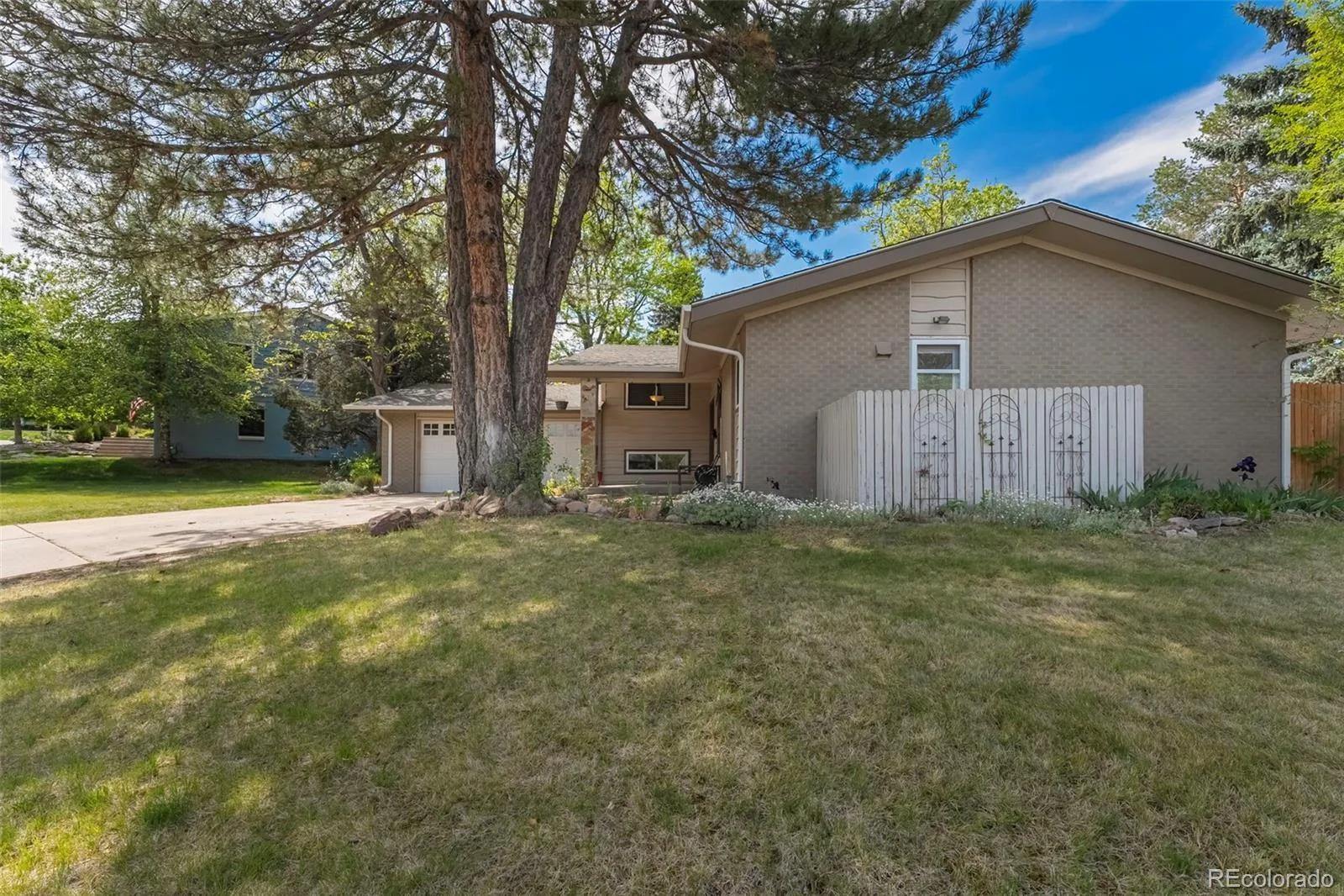 6731 S Clayton Way Centennial CO 80122 MLS #REC8225992 06012026231523 1600 37