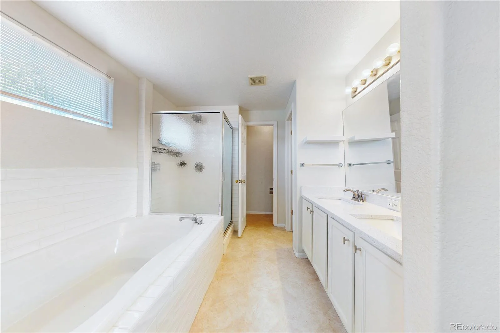 13803 Eudora Street Thornton CO 80602 | MLS #REC8227019 08272026182158 1600 33