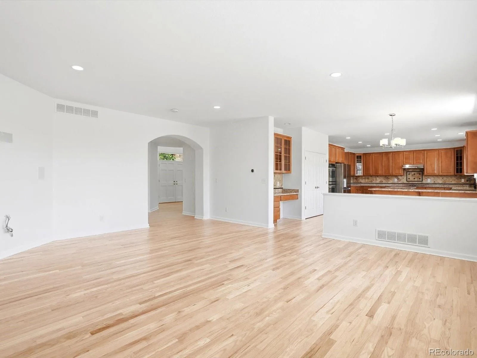 12560 Bradford Drive Parker CO 80134 MLS #REC8228844 07172026140442 1600 15