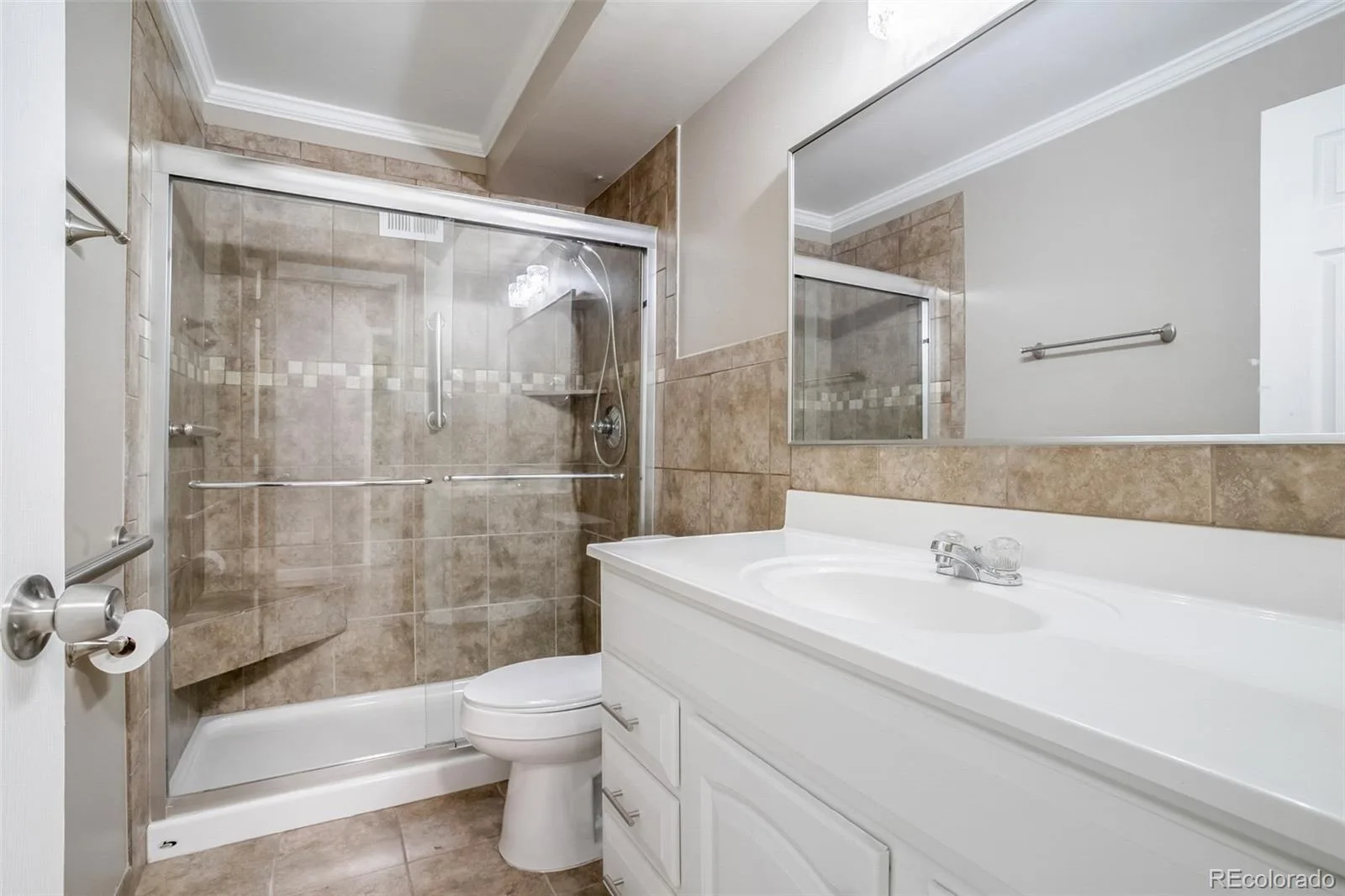 795 S Alton Way #2A Denver CO 80247 | MLS #REC8229575 07012026184629 1600 18