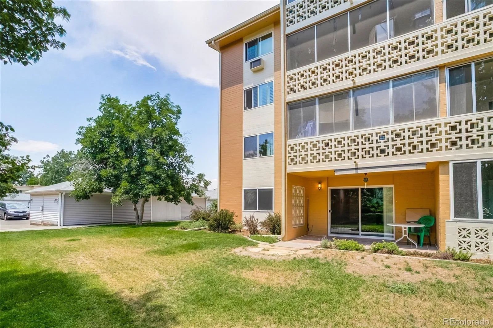 795 S Alton Way #2A Denver CO 80247 | MLS #REC8229575 07012026184629 1600 23