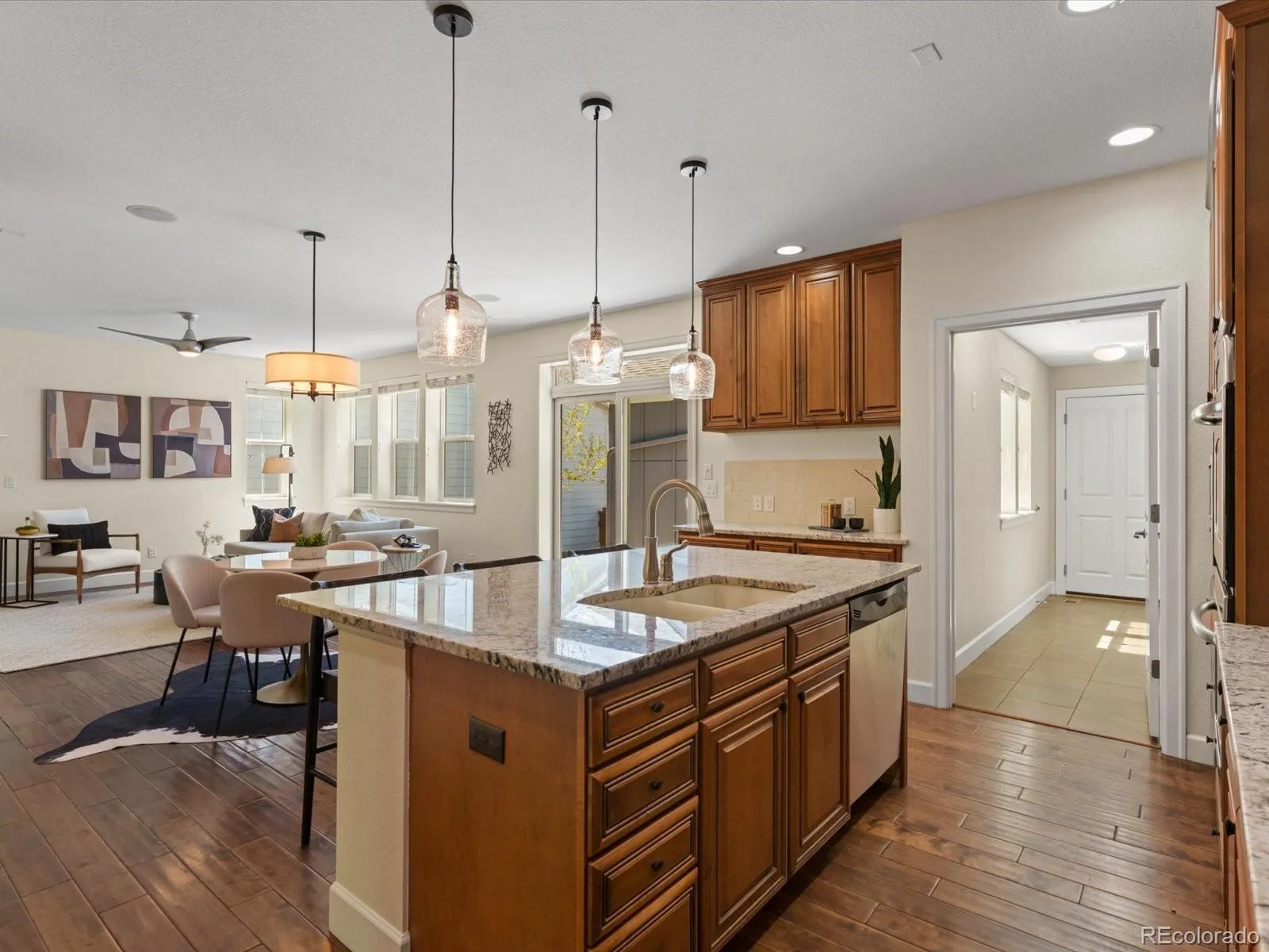 04092026214735 1600 10