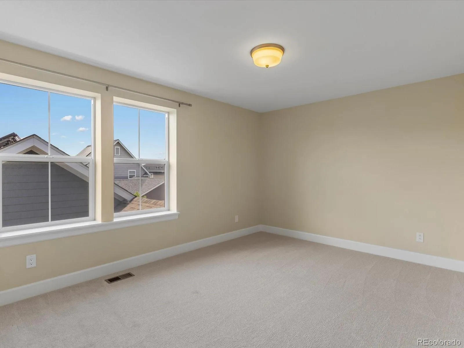 04092026214735 1600 23