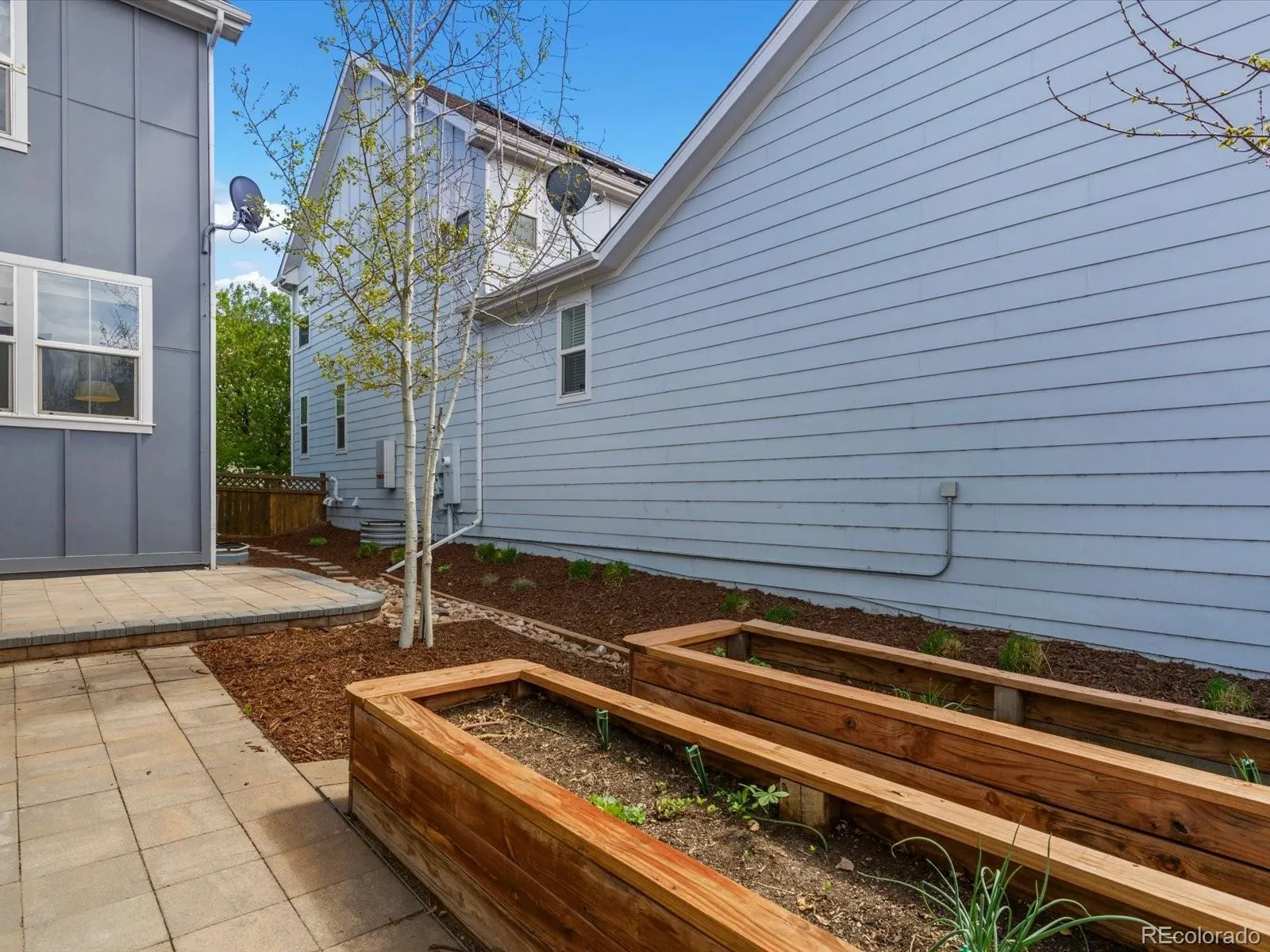 04092026214735 1600 32