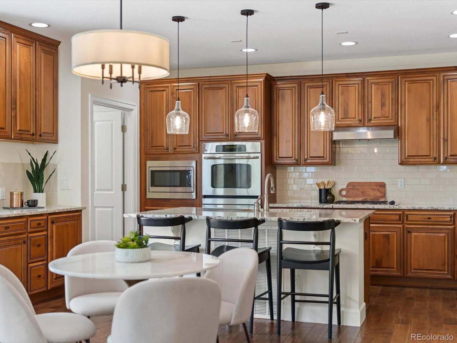 04092026214735 1600 8