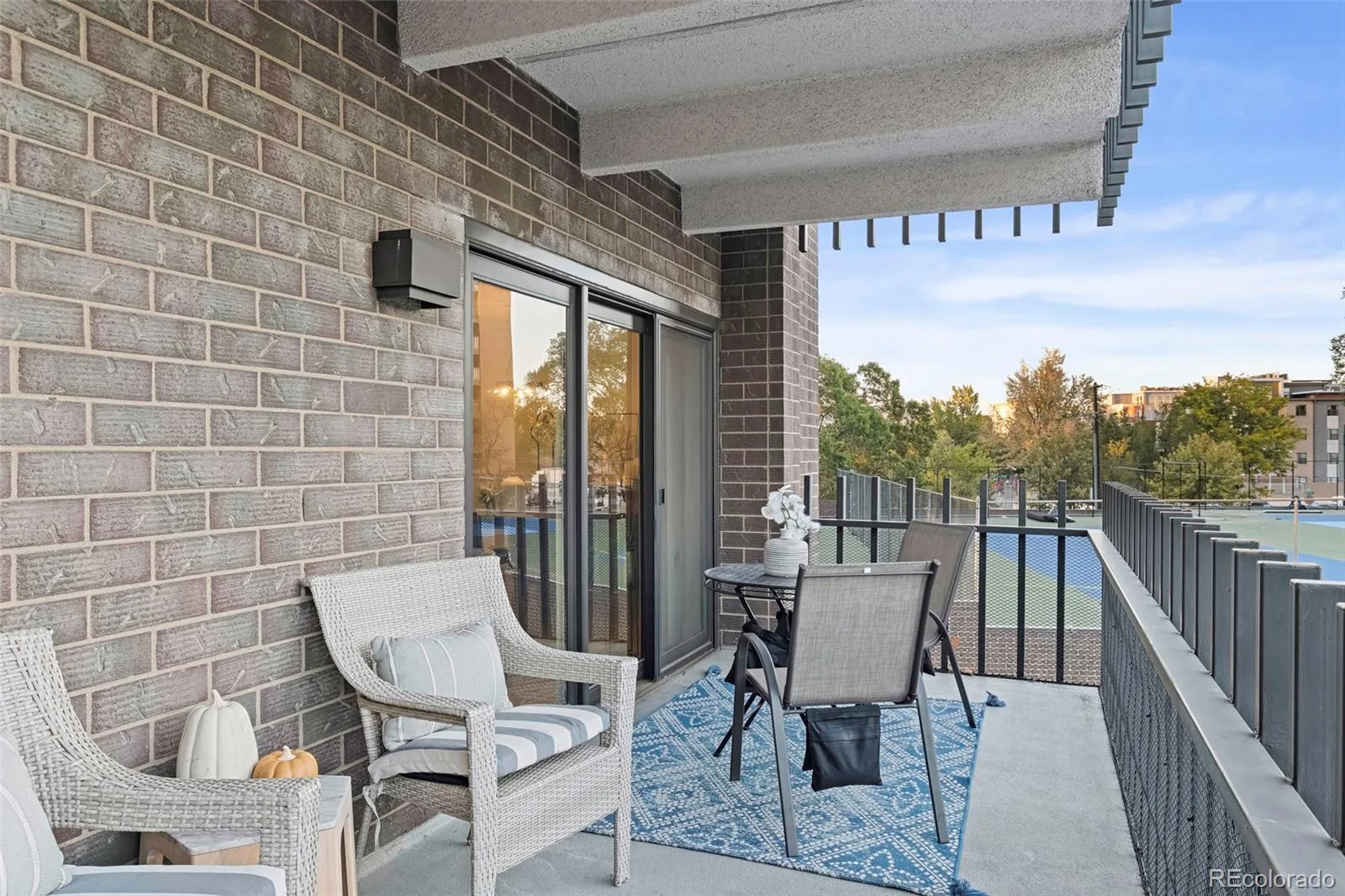 460 S Marion Parkway #301 Denver CO 80209 | MLS #REC8231029 10022026212656 1600 23