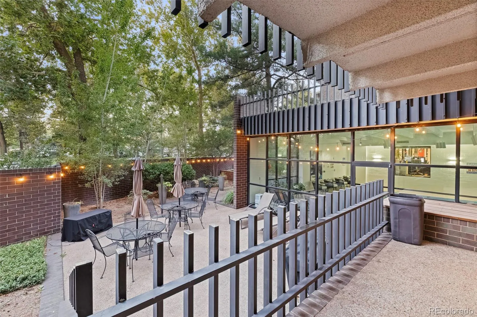 460 S Marion Parkway #301 Denver CO 80209 | MLS #REC8231029 10022026212656 1600 32