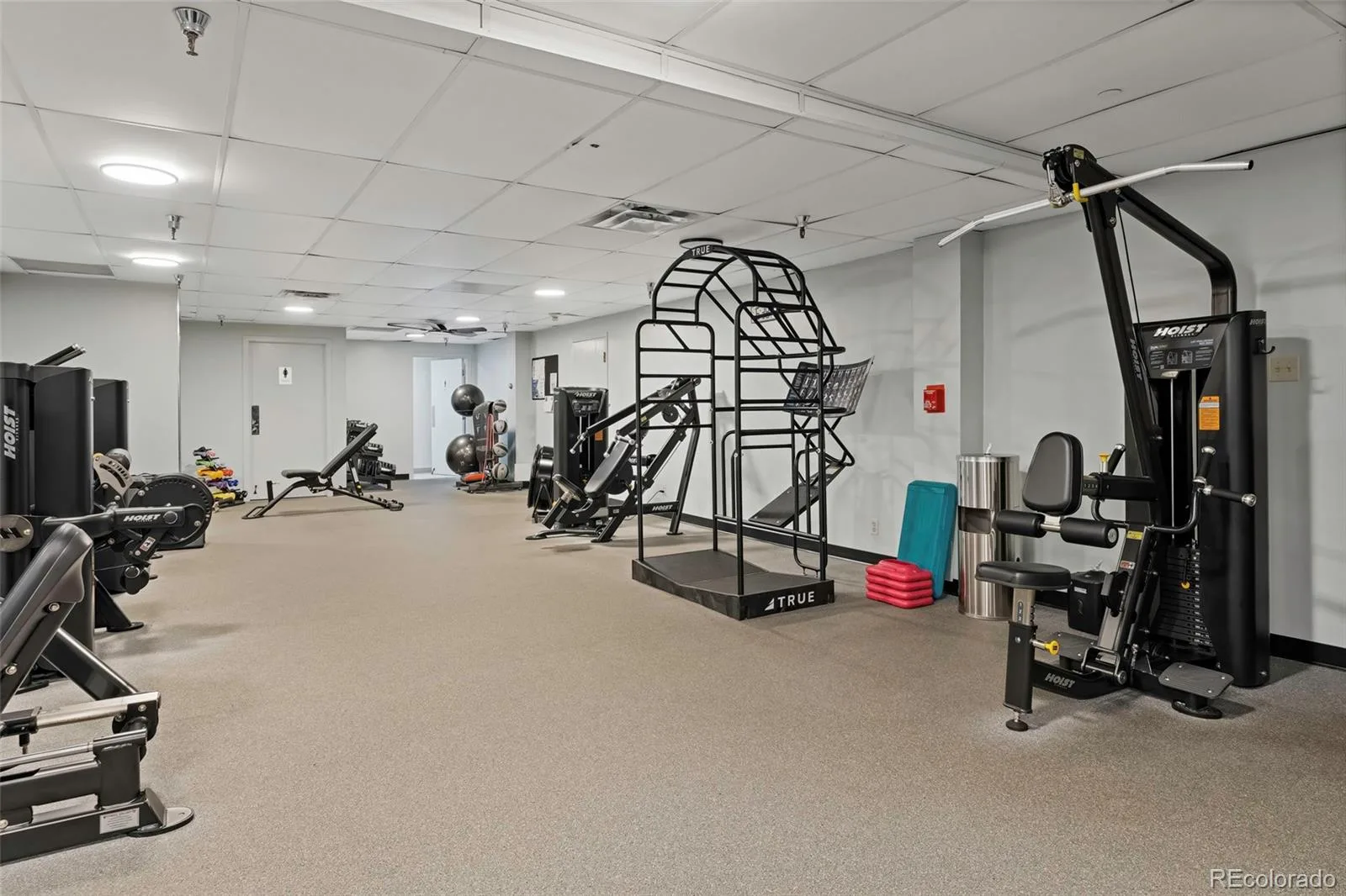 460 S Marion Parkway #301 Denver CO 80209 | MLS #REC8231029 10022026212656 1600 38