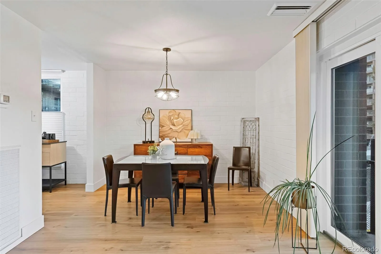 460 S Marion Parkway #301 Denver CO 80209 | MLS #REC8231029 10022026212656 1600 8