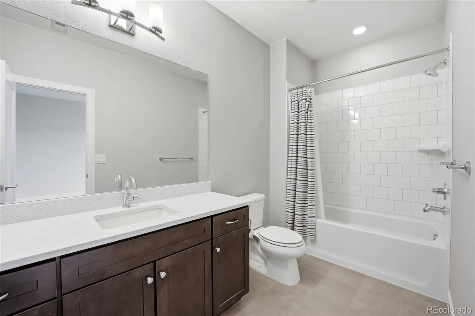 17949 W 95th Place Arvada CO 80007 MLS #REC8234792 05142026125119 1600 22