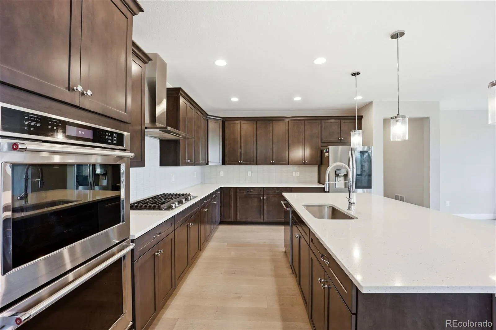 17949 W 95th Place Arvada CO 80007 MLS #REC8234792 05142026125119 1600 6